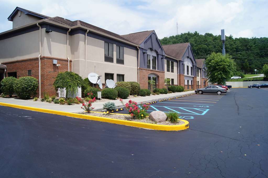 Best Western Eagles Inn Morehead Exterior photo